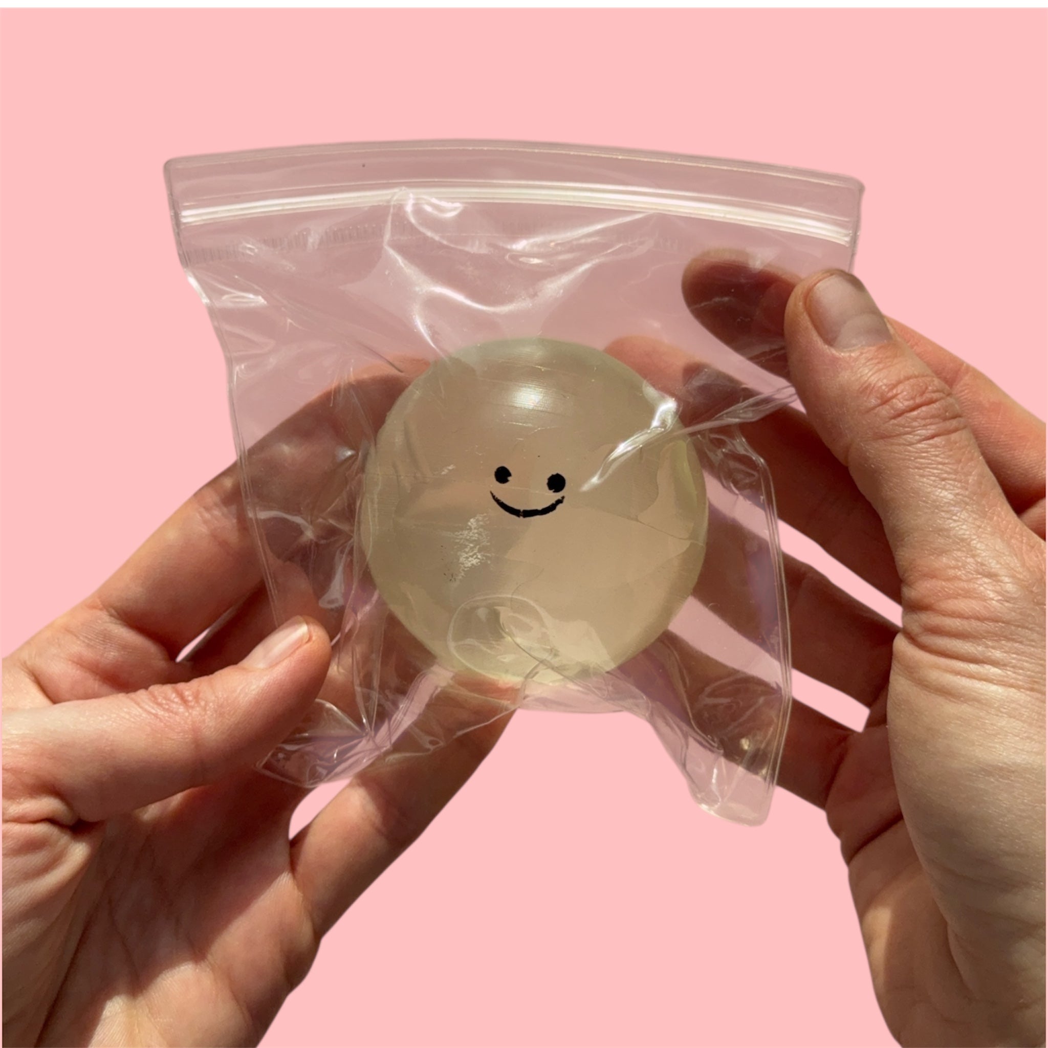 Clear Smiley Squishy 6 cm Popper Remover