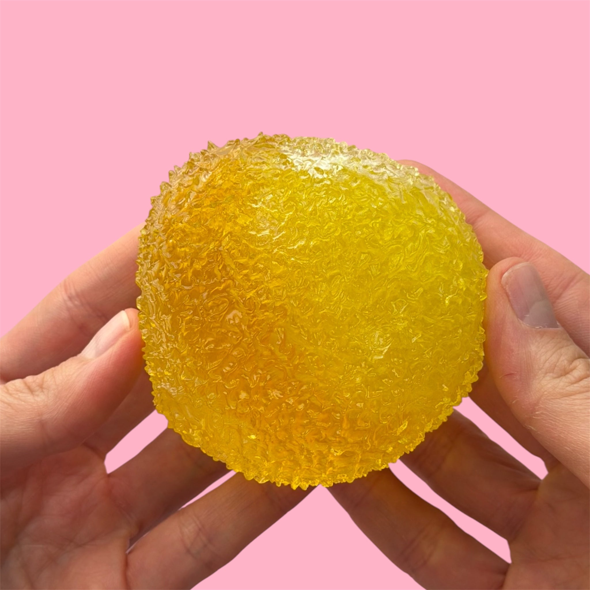 Crunchy ball