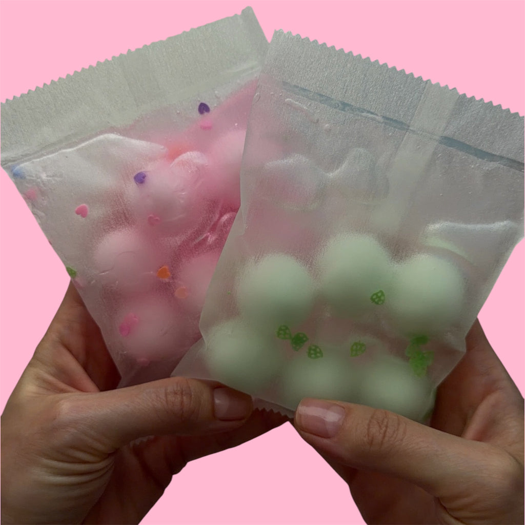 🍡 Mochi Popping Squishy