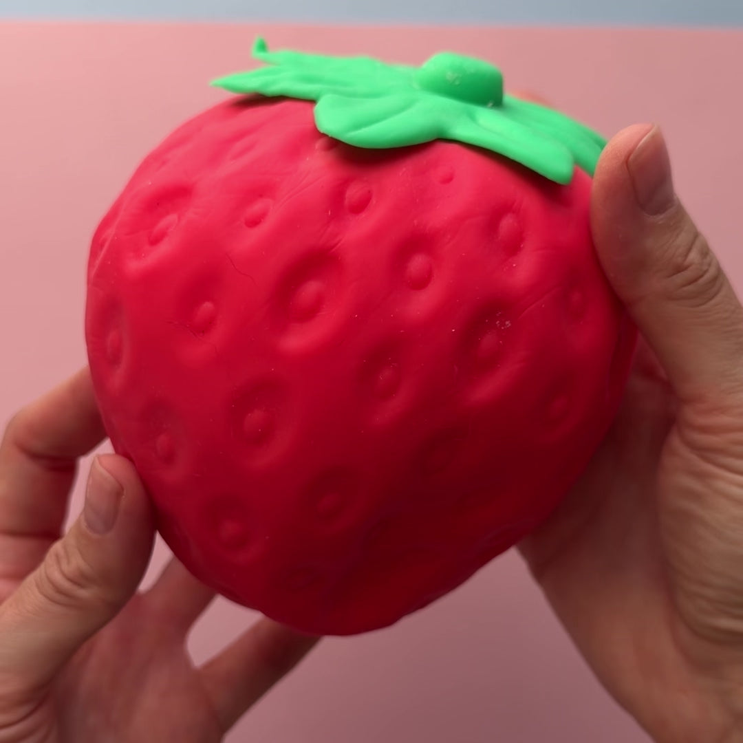 🍓  Jumbo Strawberry